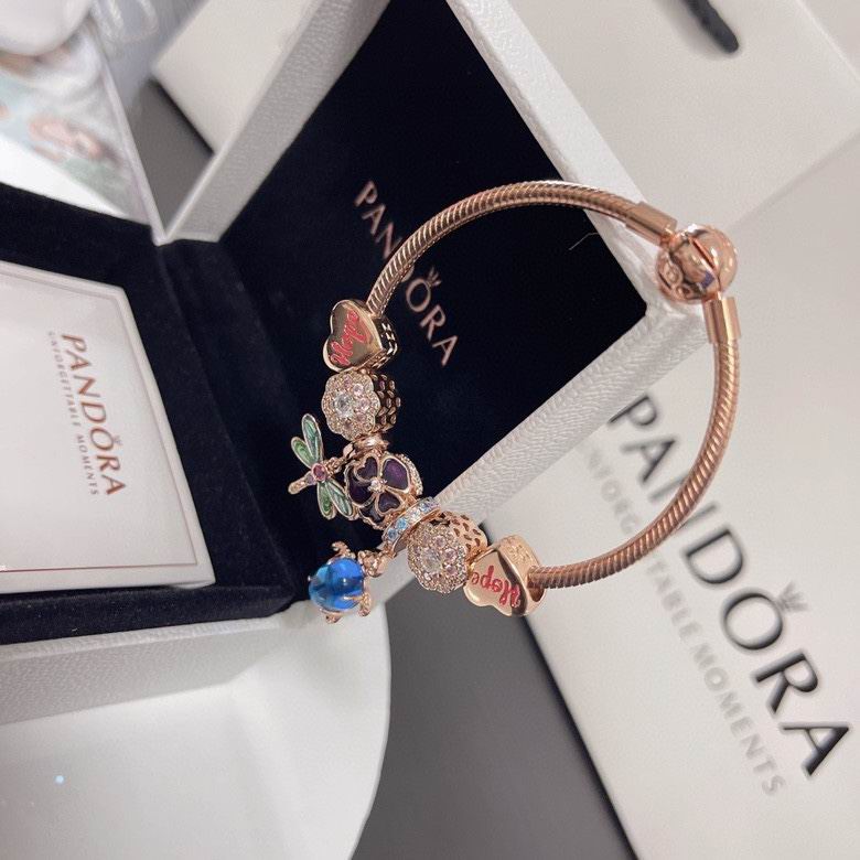 Pandora bracelet 16-21 01yxx36